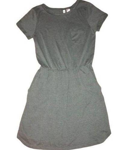 Divided  dress size xs fits up to medium with 3 pockets