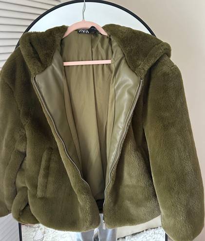 ZARA Furry Green  Jacket