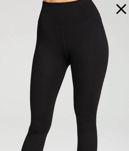 Good American Black Seamless Ribbed Leggings