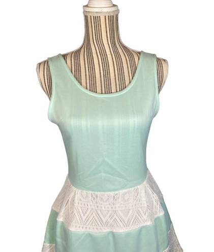 Day & Night  Baby Blue & White Lace Applique Sleeveless Sheath Dress Women Sz M