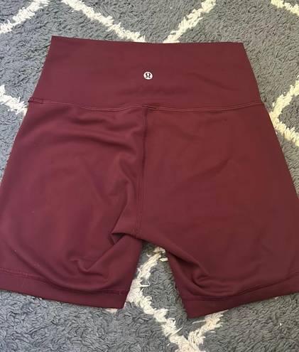 Lululemon 6 inch wunder train shorts