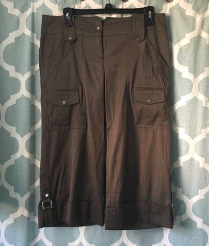 Cache  Capris Olive Green Cargo size 6