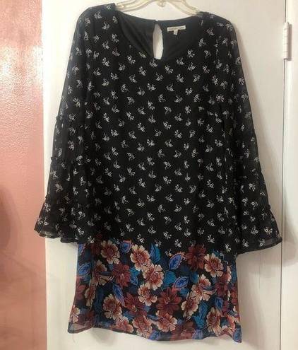 Charlotte Russe Floral bell sleeve dress