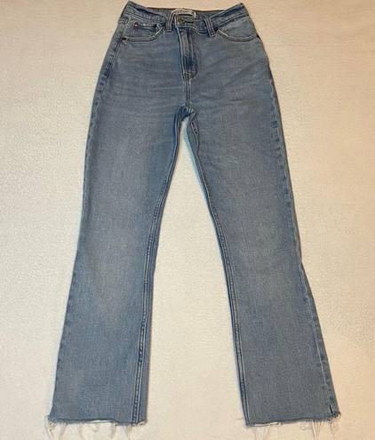 Abercrombie & Fitch  the 90’s slim straight ultra high rise 