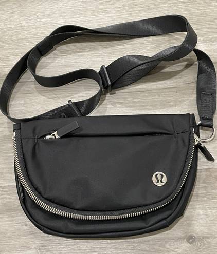 Lululemon All Night Festival Bag