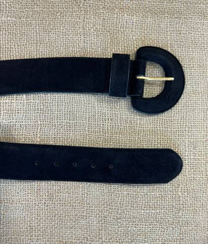 Amanda Smith Vintage  Wide Black Suede Belt And Buckle Small 26-30 In