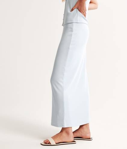 Abercrombie & Fitch Powdered Rib Knit Maxi Skirt