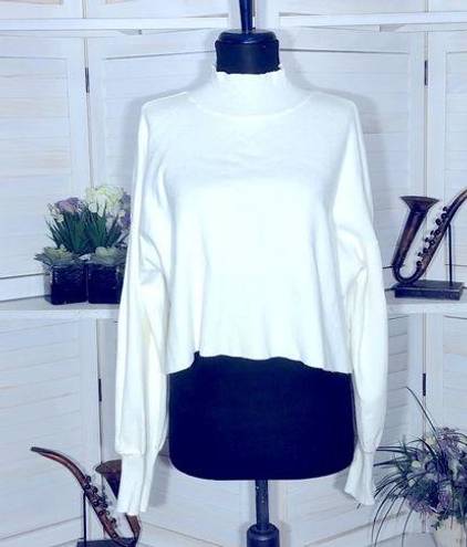 INC Culpos  oversized cream lightweight turtleneck cropped sweater sz L