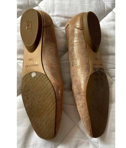 Donald Pliner  Tamryn Rose Gold Loafers Size 7.5 (ballet flats metallic shoes)