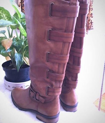 Arturo Chiang  Authentic Soft Leather Boots