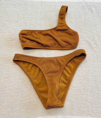 Good American  Bronze Brown Textured Always Fit One Shoulder + Cheeky Bikini S/M