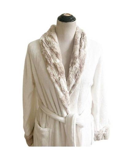 Carole Hochman  Women Robe M Ivory Faux Fur Plush Wrap with Pockets Long Sleeve