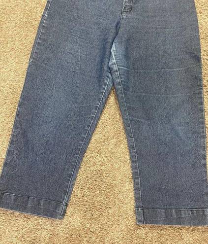 Xhilaration Jeans Capri Womens Size 11 Denim Womens Mom Pants Ankle Cropped Medium Wash