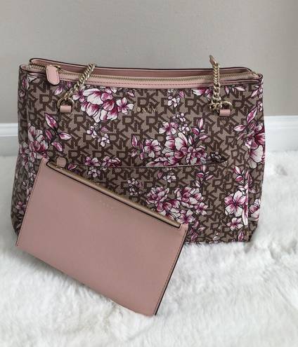 DKNY Bryanna Floral Shoulder Purse