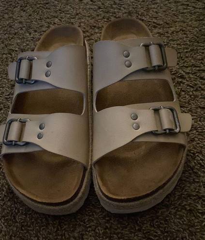 Sandals Tan Size 10