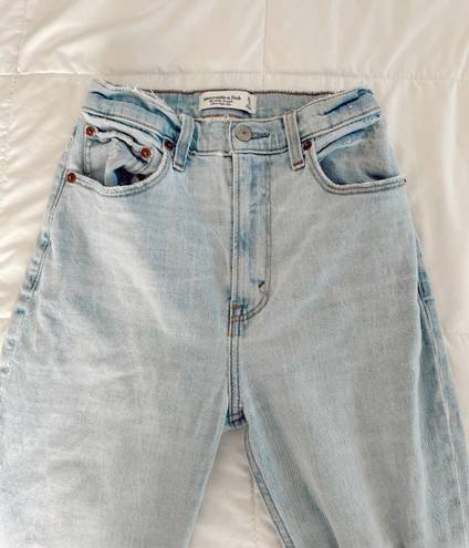 Abercrombie & Fitch Light Wash Jeans