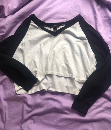 Forever 21 Cropped Long Sleeve Top