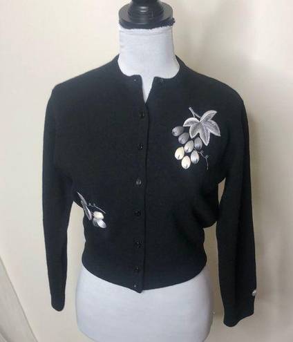 Krass&co Charles & . Black and silver embroidered floral sweater size small