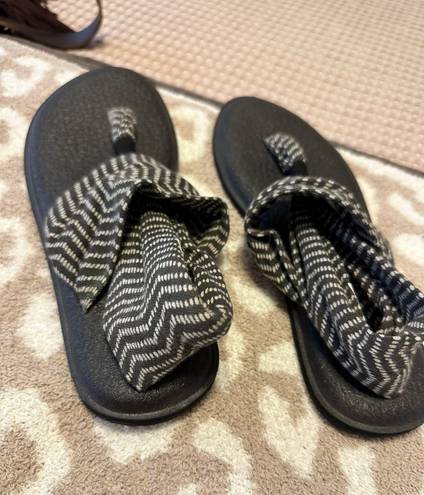 Sanuk Sandals