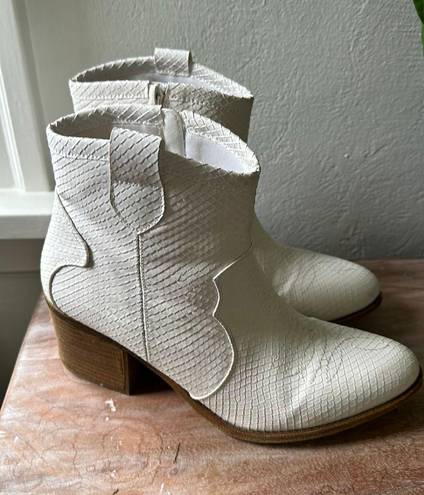 Dirty Laundry Booties Western Style