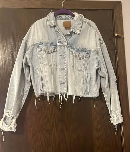 American Eagle Outfitters Cropped Denim Jacket