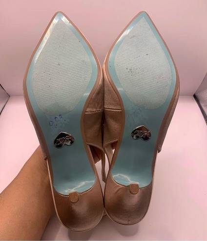 Betsey Johnson Blue by  Women's Sb-isa Pump size 9M