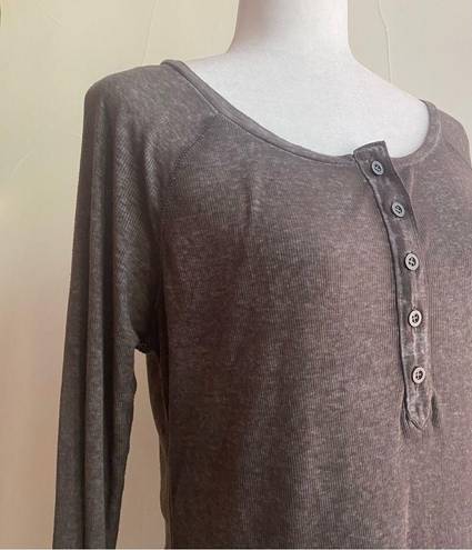 Treasure & Bond  Lightweight Ribbed Button Henley Womens L Olive Green Casual