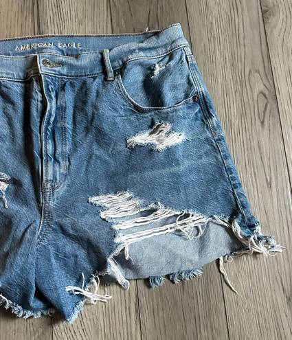 American Eagle Highest Rise 90’s Boyfriend Jean Shorts