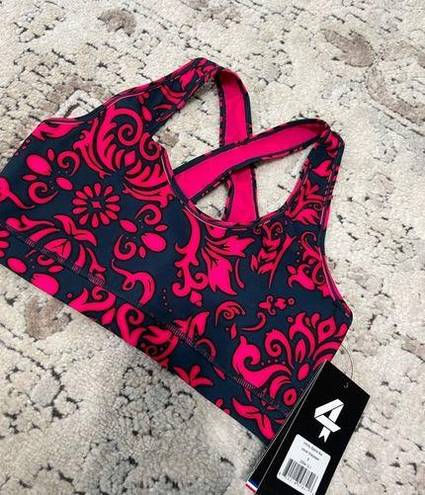 infinity NWT Fourlaps  Sports Bra Velvet Wallpaper