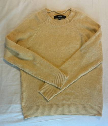 VERO MODA Yellow Sweater