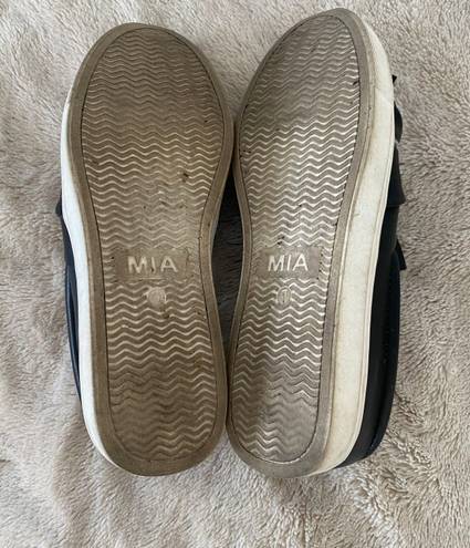 MIA Black Twist Slip-on Sneakers