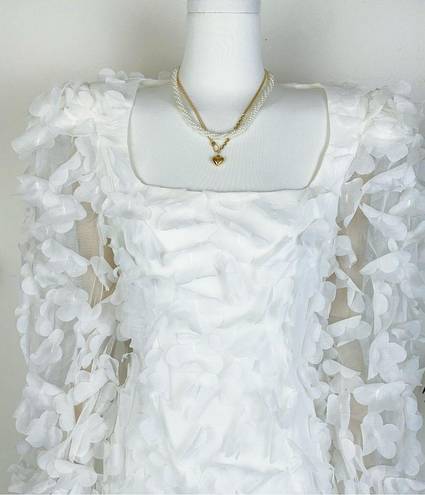 Elliatt  Sally 3D Flower Mini Dress Ivory - Perfect for Bridal and Wedding