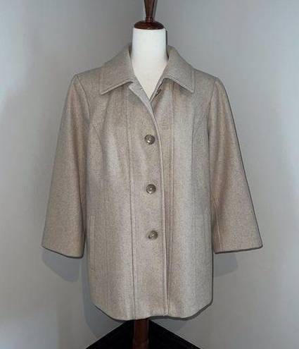 London Fog Gorgeous  Wool Coat!