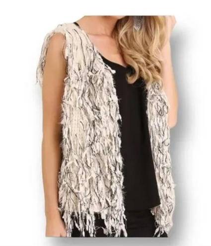 Umgee  Women's Black White Bohemian Sleeveless Shaggy Fringe Sweater Vest Size M