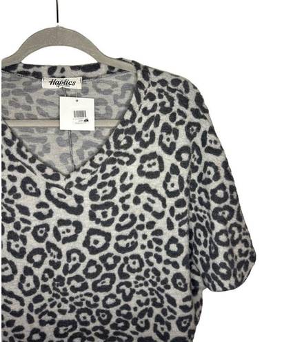 Harper Haptics by Holly  V-Neck Leopard Print Short Sleeve Gray Soft Tee Shirt