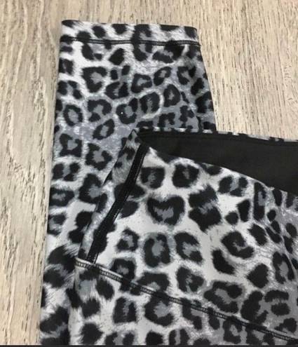 Good American Leggings Snow Leopard Print 7/8 Length Size 6 (3XL) NWT