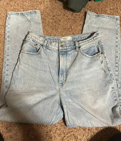 Abercrombie & Fitch Curve love Ultra High Rise 90s Straight Jean