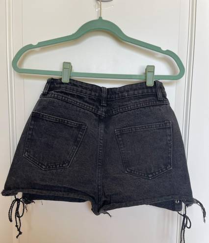 Tobi Mustard Seed Denim Shorts