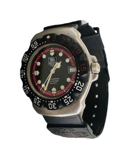 TAG HEUER PROFESSIONAL F1 Formula 1 Black Red 200m Men’s Unisex Midsize 33mm Swi