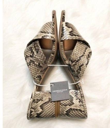 American Eagle  Womens SNAKESKIN  BLOCK HEEL Sandal Sz 8