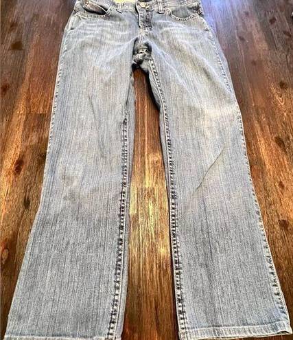 Disney  WORLD Official Cast Member Jeans size 6