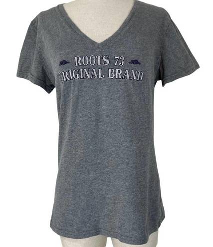 Roots  embroidered heather gray v-neck T-shirt, medium short sleeve cotton tee