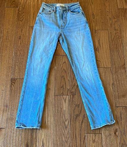 Abercrombie & Fitch  the 90’s slim straight ultra high rise jeans size 0 short