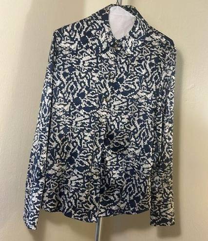 St. John  Top Silk Button Up Long Sleeves Blue and White Size 2 *small stain