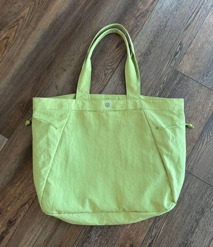 Lululemon Side-Cinch Tote