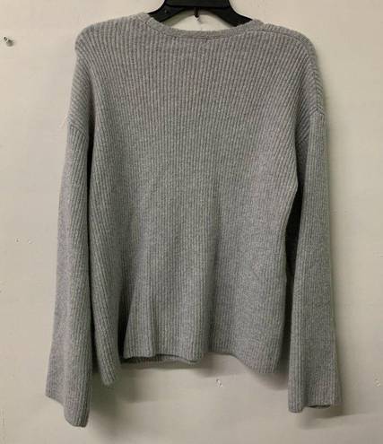 Treasure & Bond  Gray Wool Blend V-neck Rib Stitch Pullover Sweater