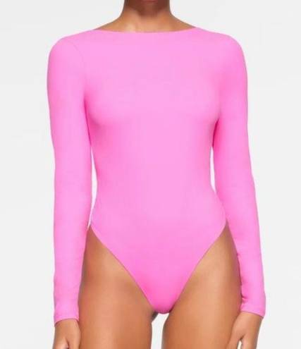 SKIMS Fits Everybody LONG SLEEVE LOW BACK BODYSUIT