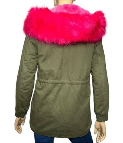 Vera & Lucy  Women’s Size S Green Pink Faux Shearling Lining & Hood Parka Jacket