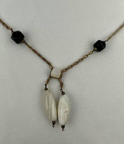 Onyx Vintage Semi Precious White Agate  Beaded Brass Chain Lariat Necklace