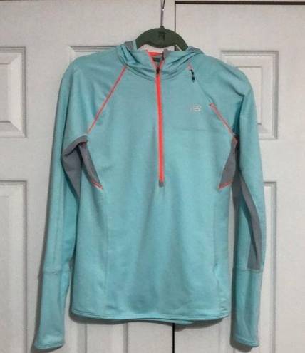 New Balance ‎ 1/4 zip up hooded activewear shirt women’s size small